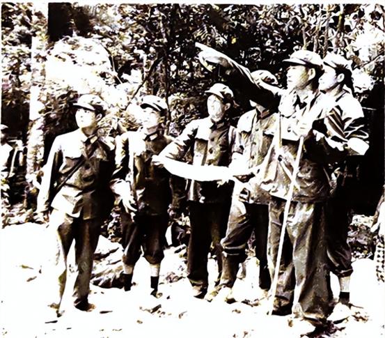 昆明军区司令：他会打丛林作战！团长此前差点转业，后被快速提拔［1980年9月2