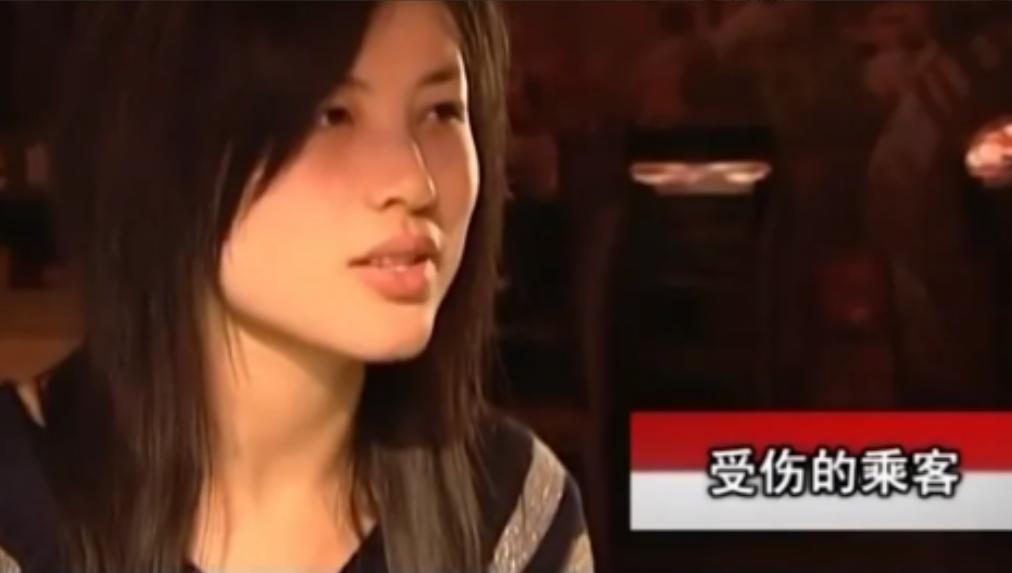 江西的女导游遇上交通事故昏迷长达14天，才刚苏醒就对母亲说道：“救我的人，是个穿