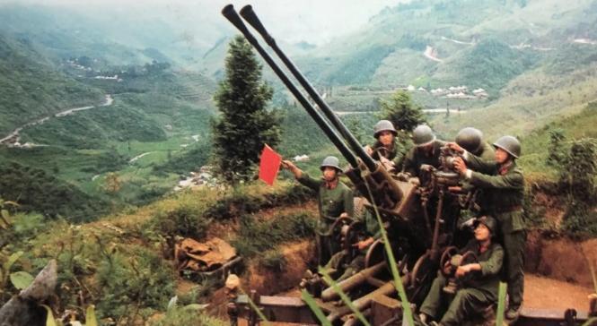 越南网友提问：如果越南再对中国开战该如何获胜？不料答案打脸了。对越反击战那段历史