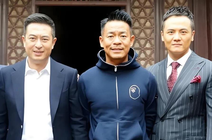 张嘉译拍《白鹿原》带亲表弟姬他进组，当着几百号人的面骂他滚蛋。骂完不算完，把他