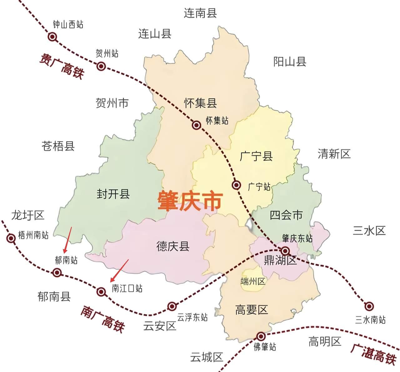 封开、德庆虽然没有高铁，但是去旁边郁南搭高铁还是很方便的，公交车非常多。封开县城