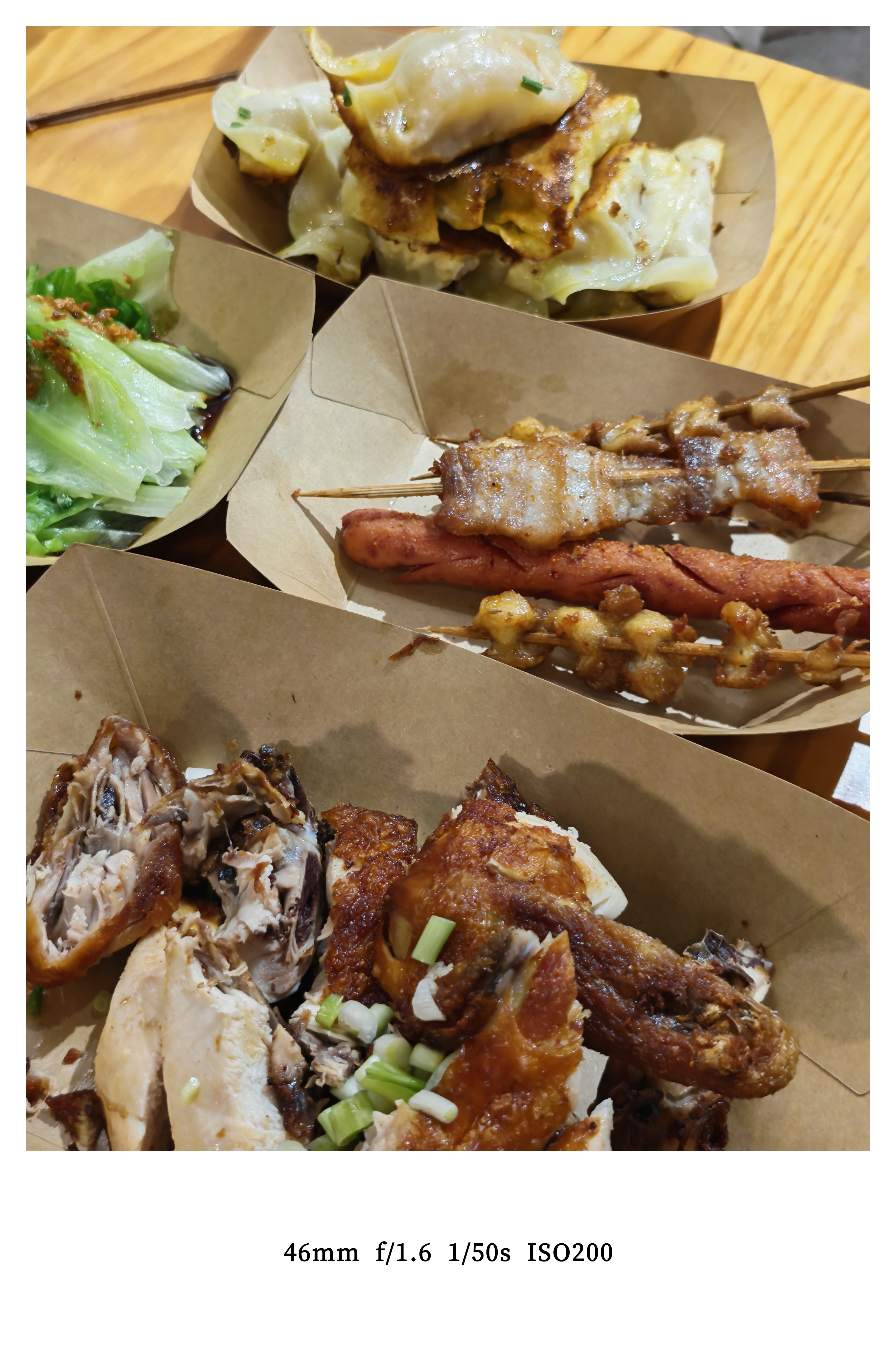 今天尝到了杭州第一煎饺！表皮煎的嘎嘎香，焦香酥脆还有烧鸡也是出乎意料的好吃虽然没