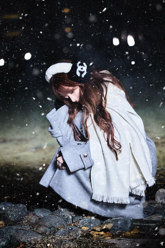 我就说让黄霄雲词曲创作会出大事黄霄雲的创作天赋终于藏不住了，从动人的旋律到走心