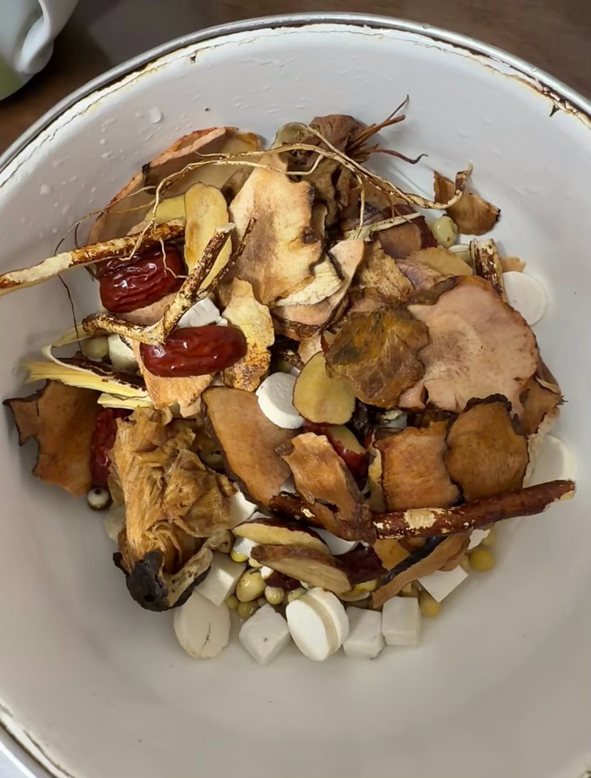 莫氏鸡煲公开秘方莫氏鸡煲公开秘方！我跟着复刻成功莫氏鸡煲！汤真的非常好喝！步骤非