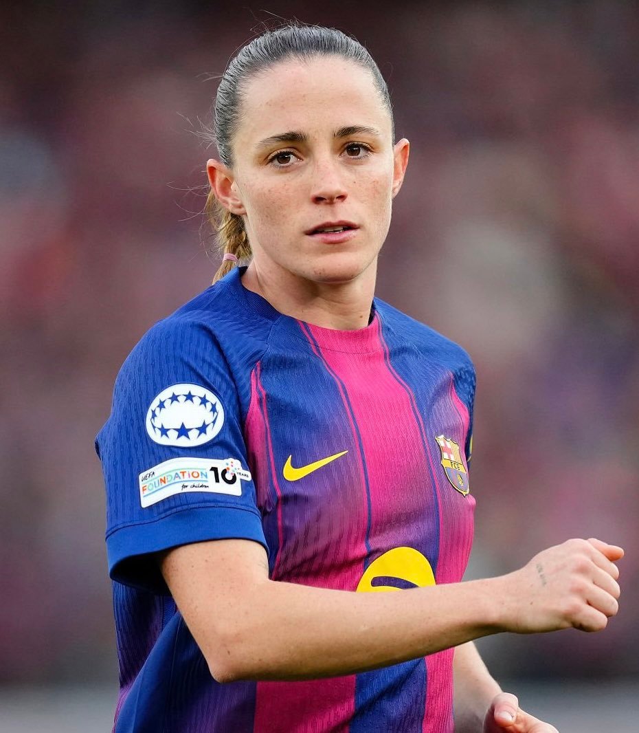 ESPN记者Rodra消息，奥娜·巴特莱今夏与巴塞罗那女足合同到期后，即将以自由