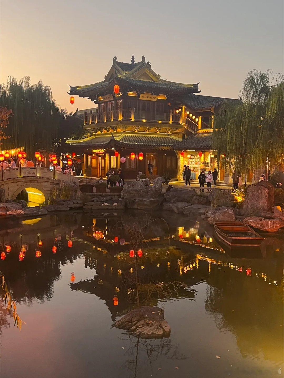 哪个城市最适合退休后养老必须是洛阳，因为🌡️气候宜人，地处中原的洛阳属于暖温带