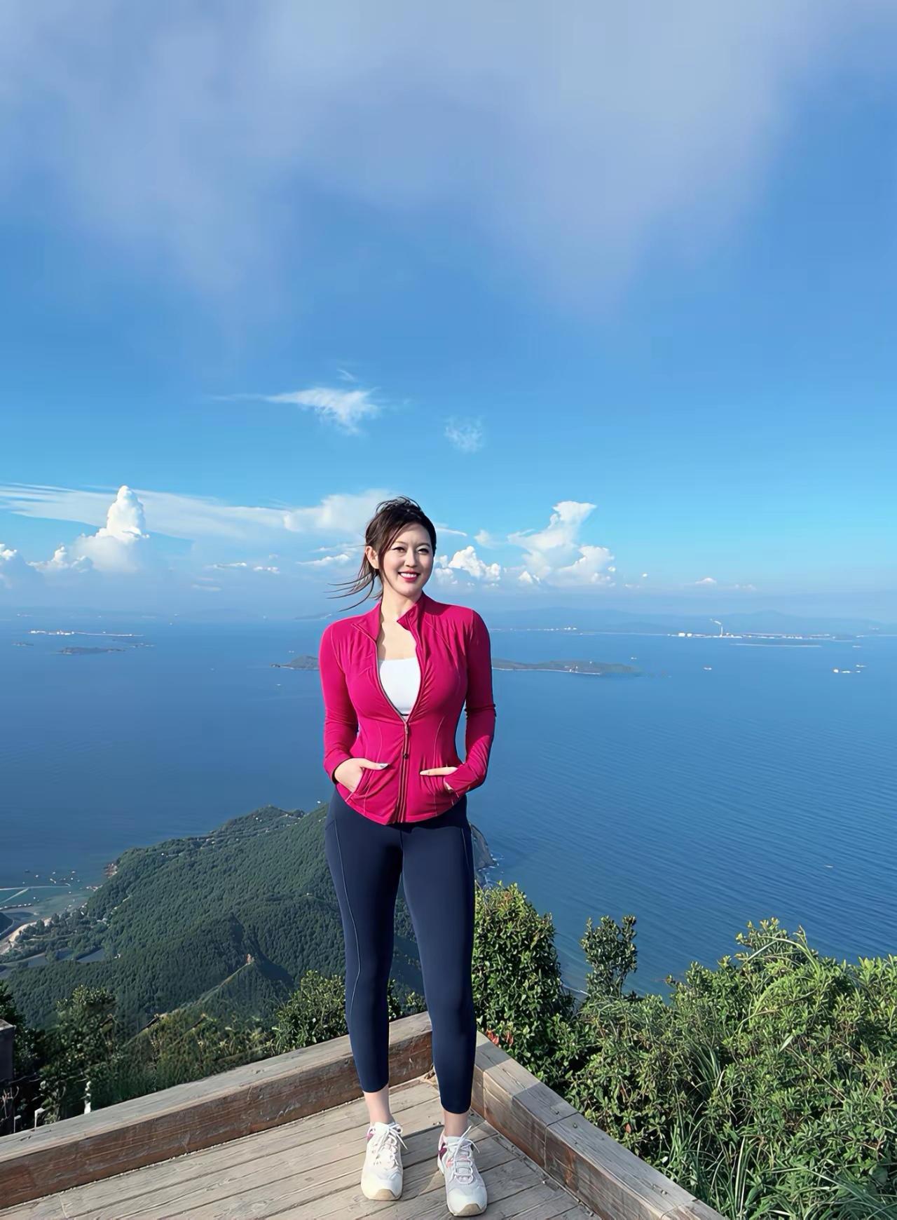 山高水长，笑看风云。