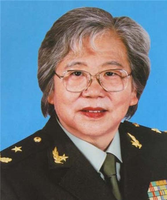 你敢信？一个贪了上亿元军费的军中大老虎，受审时全程镇定自若，百般抵赖、拒不配合；
