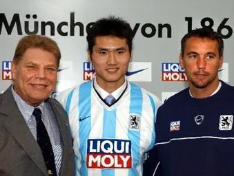 在球员时期，邵佳一应该不比蒿俊闵强吧？邵佳一当上国足主帅后，有不少球迷提问邵