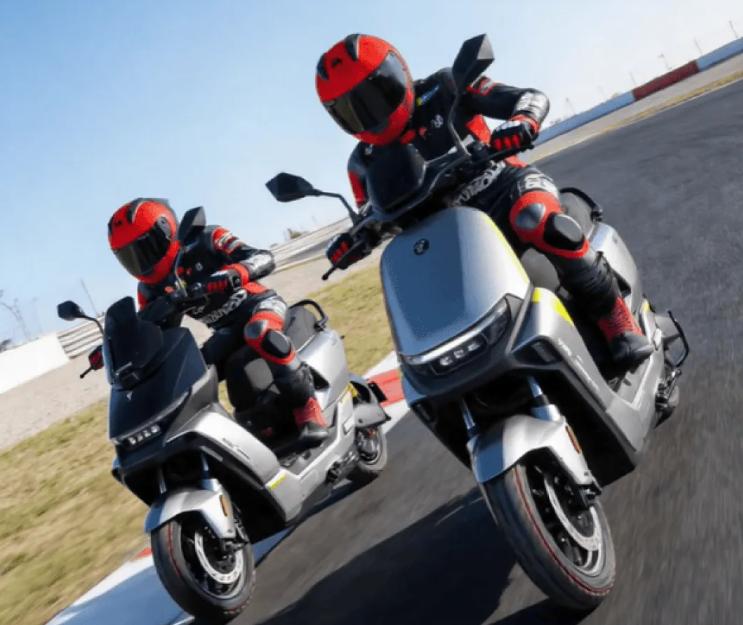 骑两轮电动车的必看！这8个实用功能，每一个都戳中刚需首当其冲就是智能防盗+实