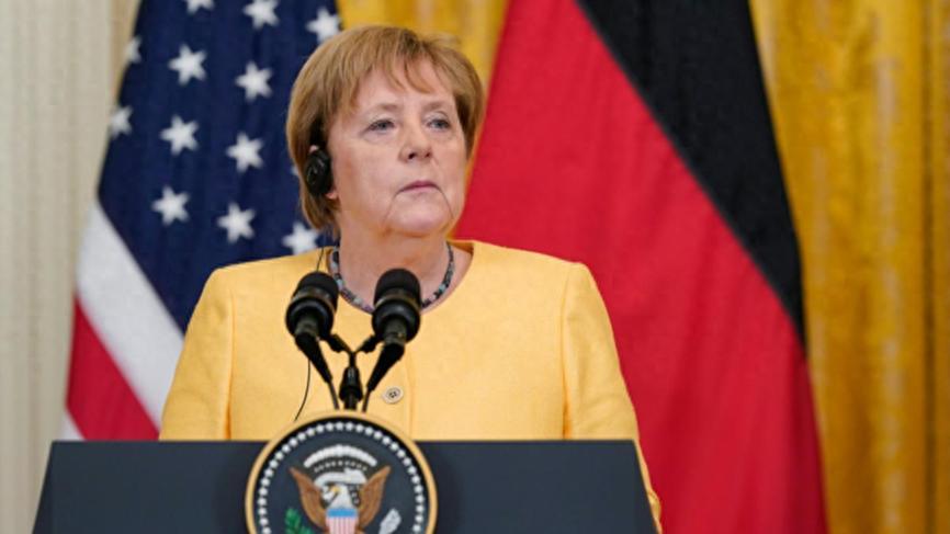 王毅定调中欧关系，欧洲面临重大危机，71岁德国前总理再出山最近国际局势特别微