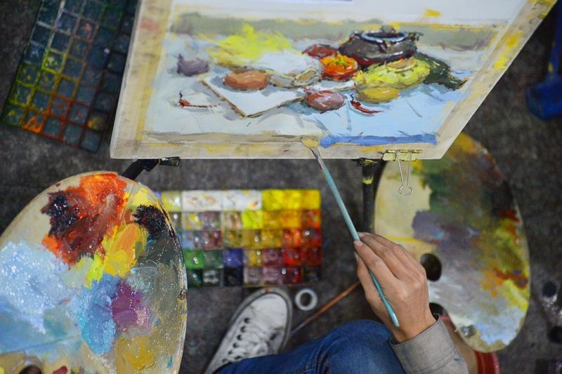 美术生毕业后有啥出路?美术生毕业=失业？我用3年逆袭，才懂这届美术生的出路有多