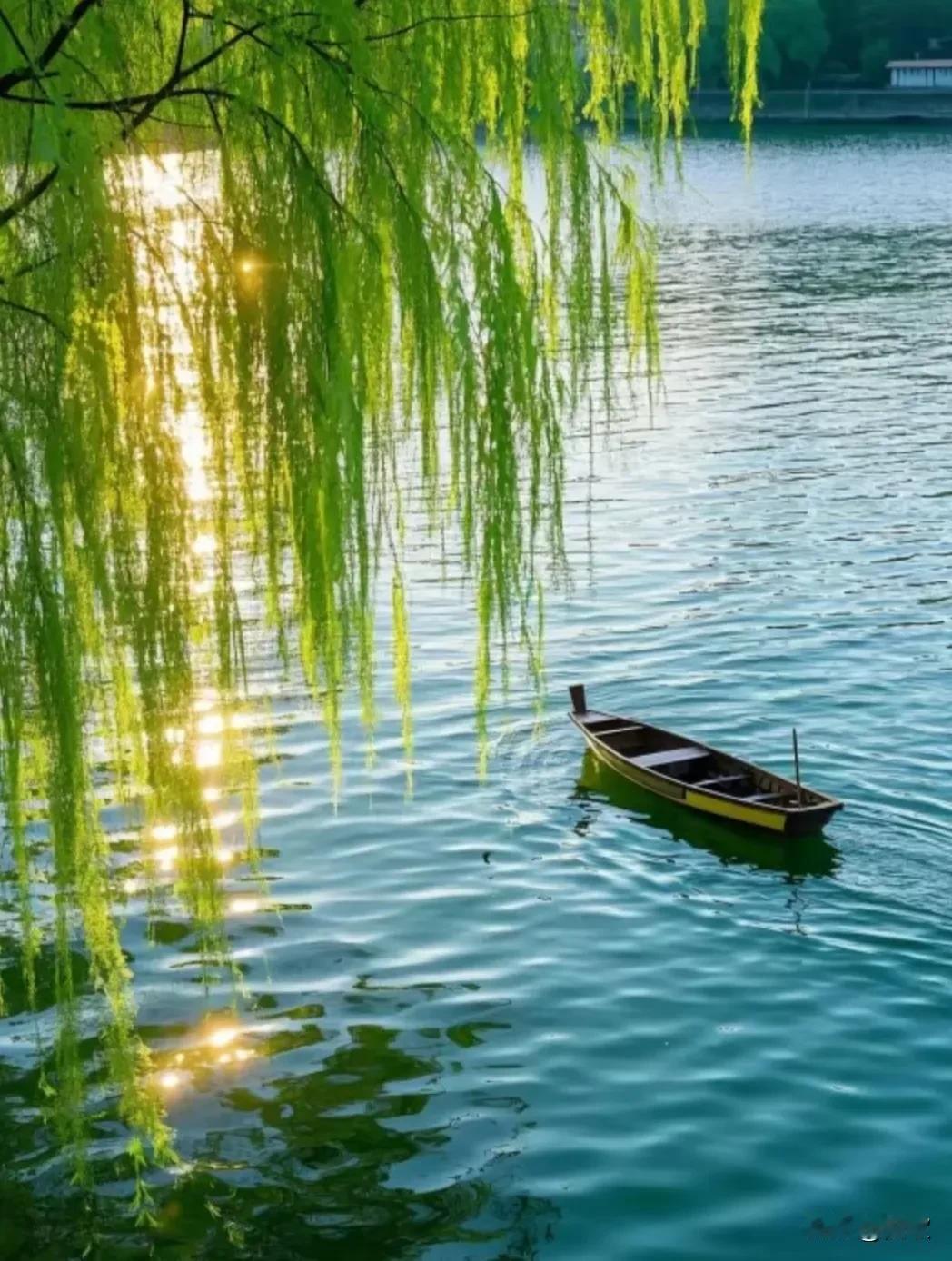 上联:晨风拂面醒柳色下联:晚霞漫步醉荷香横批:四时闲情