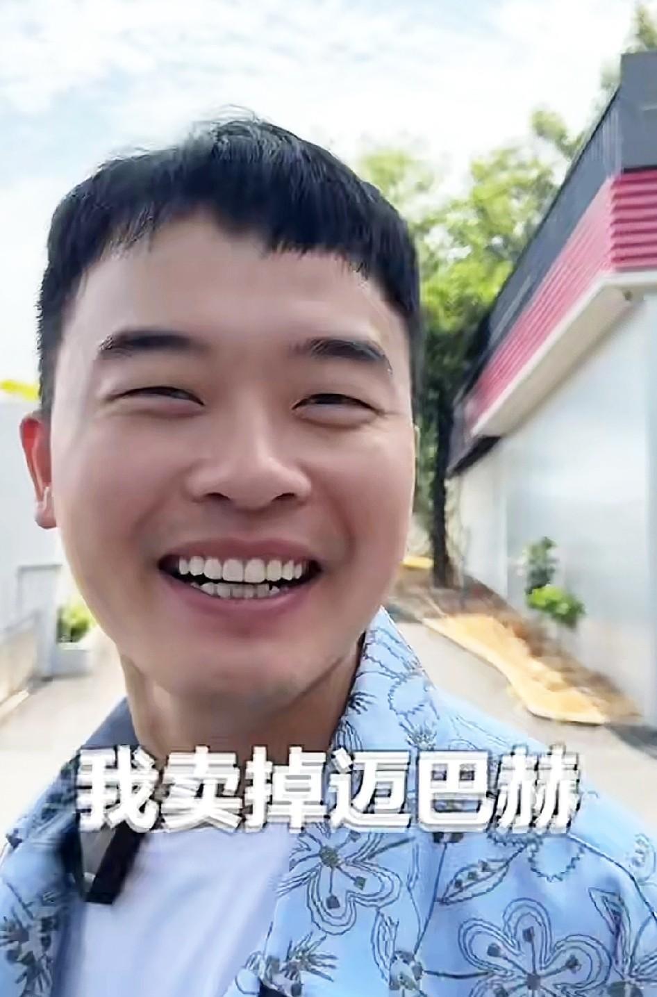 华为江淮尊界怎么这样呢？车主花100万买了车，他们居然在路边就交车了。要知道，车