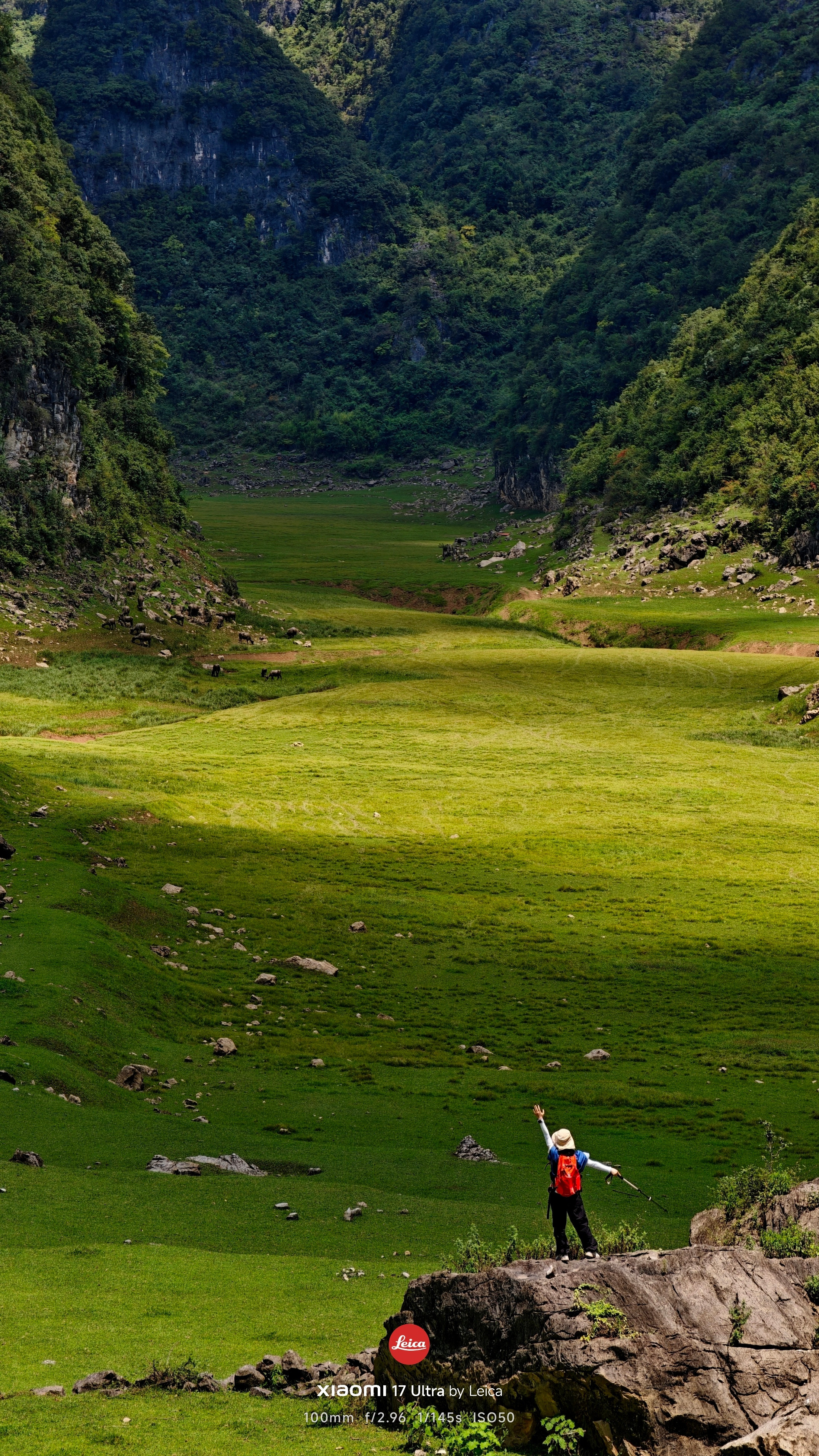 《山野有回响》丨这组照片取自今年数次山野徒步的旅途，拍摄于不同的地方，遇见不同的行者，邂逅不同的山河