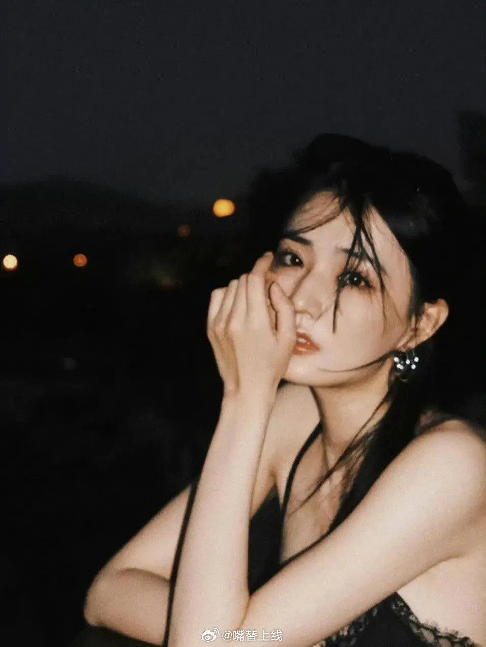 徐璐｜果然是很会穿搭，夏季风情被狠狠拿捏了！​​​