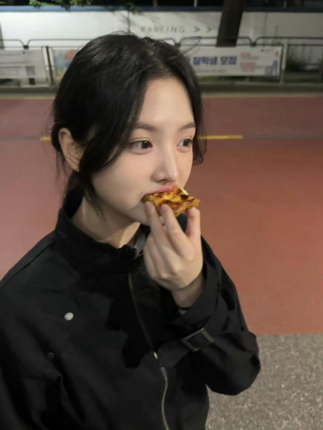 这是谁家的闺女？