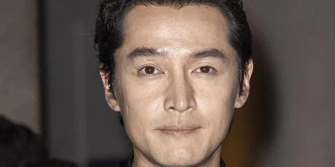 近日，演员胡歌在访谈节目中袒露了母亲去世后的心路历程，直言无法完全走出这一阴影，