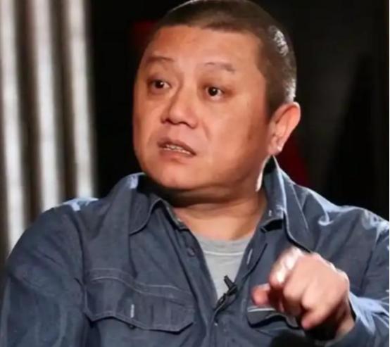 突然发现统一台湾省的建议，王朔的思路太妙了！他曾说，统一台湾不需要打仗，先宣布台