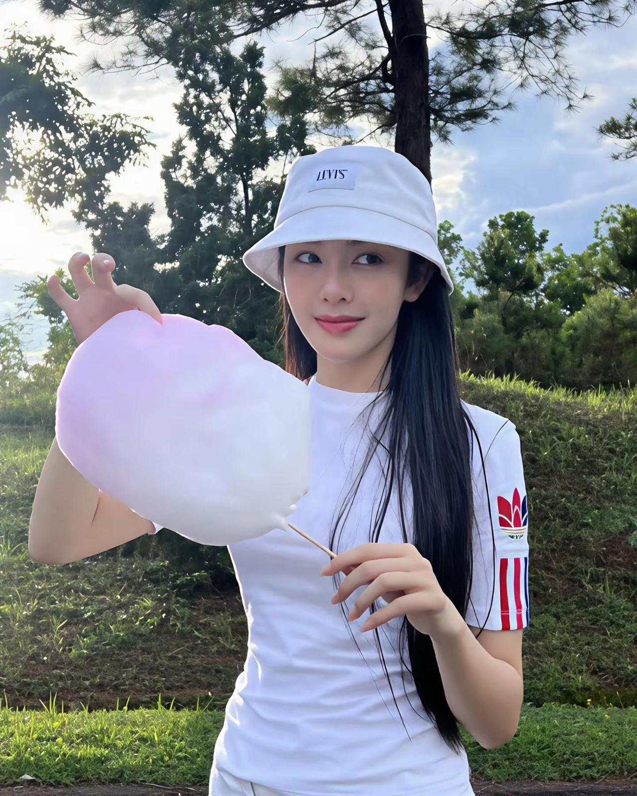 想我了就打给我，号码没变，还是建行的。