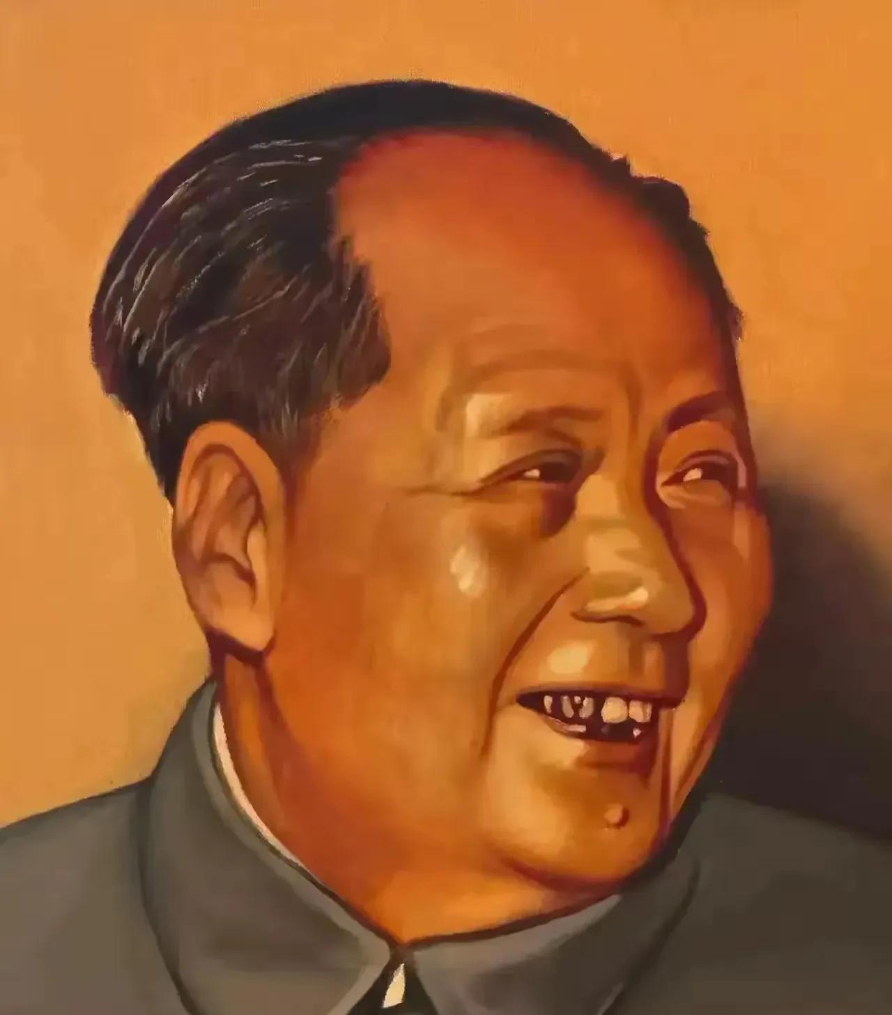 这张毛主席晚年的照片，每次看都让人鼻子发酸。头发已经白了大半，脸上爬满了皱纹，那
