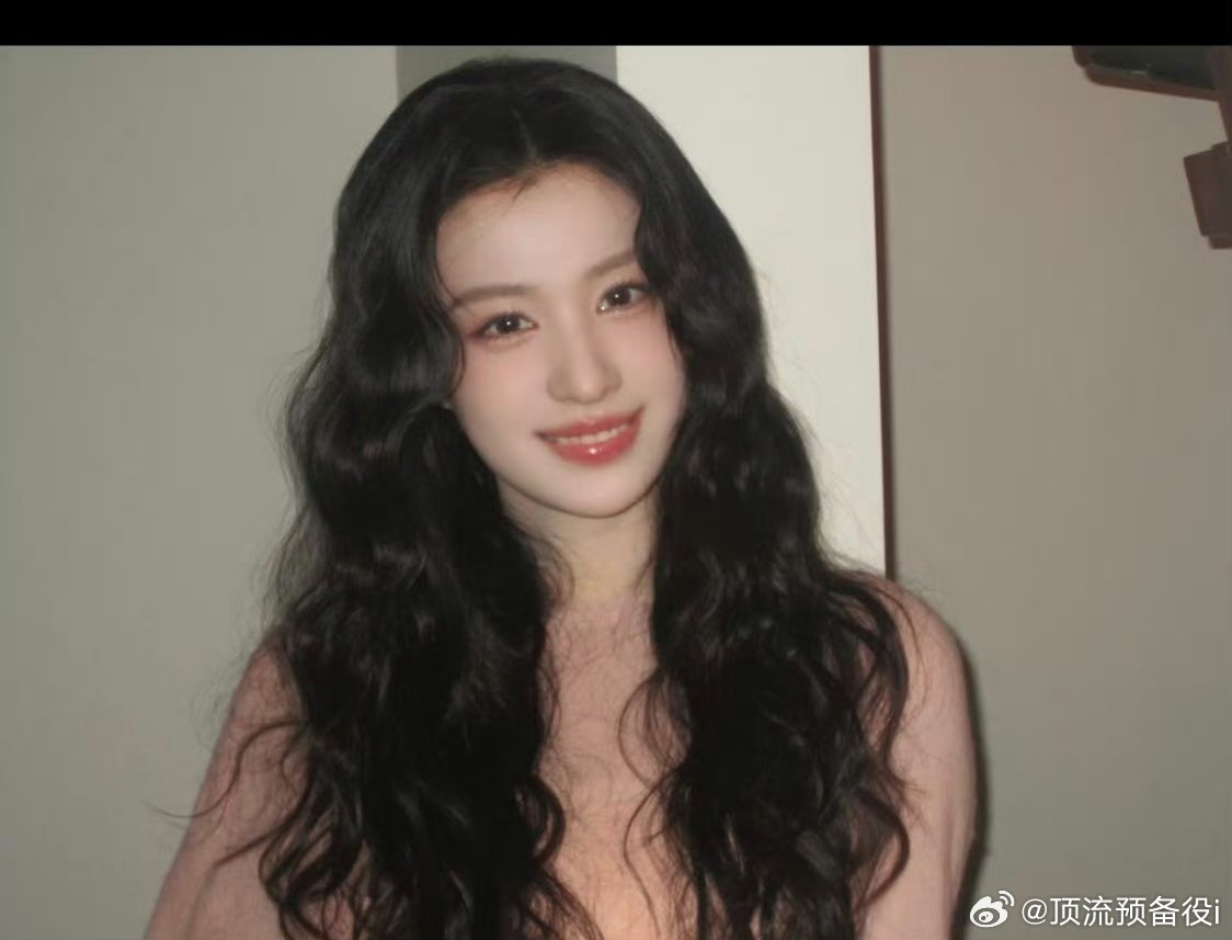 我减肥就王楚然这样又美又抽象的王楚然哈哈哈纯搞笑女来的