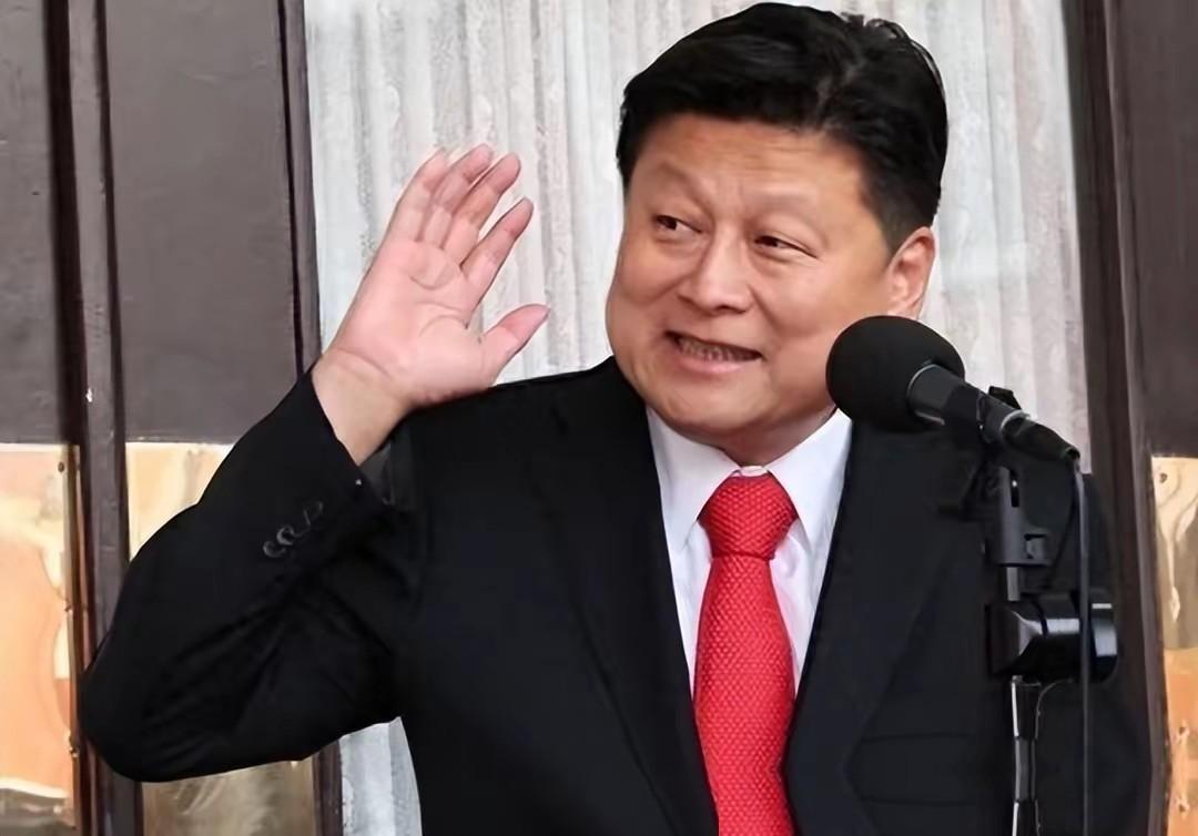 而作为白营如今在花莲县唯一一名现任县议员的傅国渊，则没有获得连任提名。这场选举