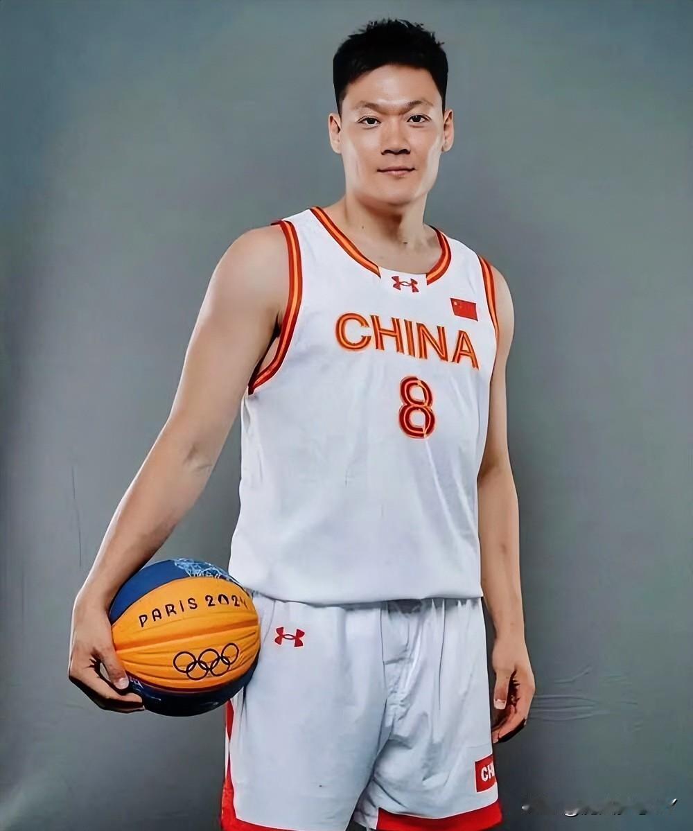 张宁估计翻来覆去都睡不着他想破脑袋都想不明白为什么自己每次都能进国家队集训