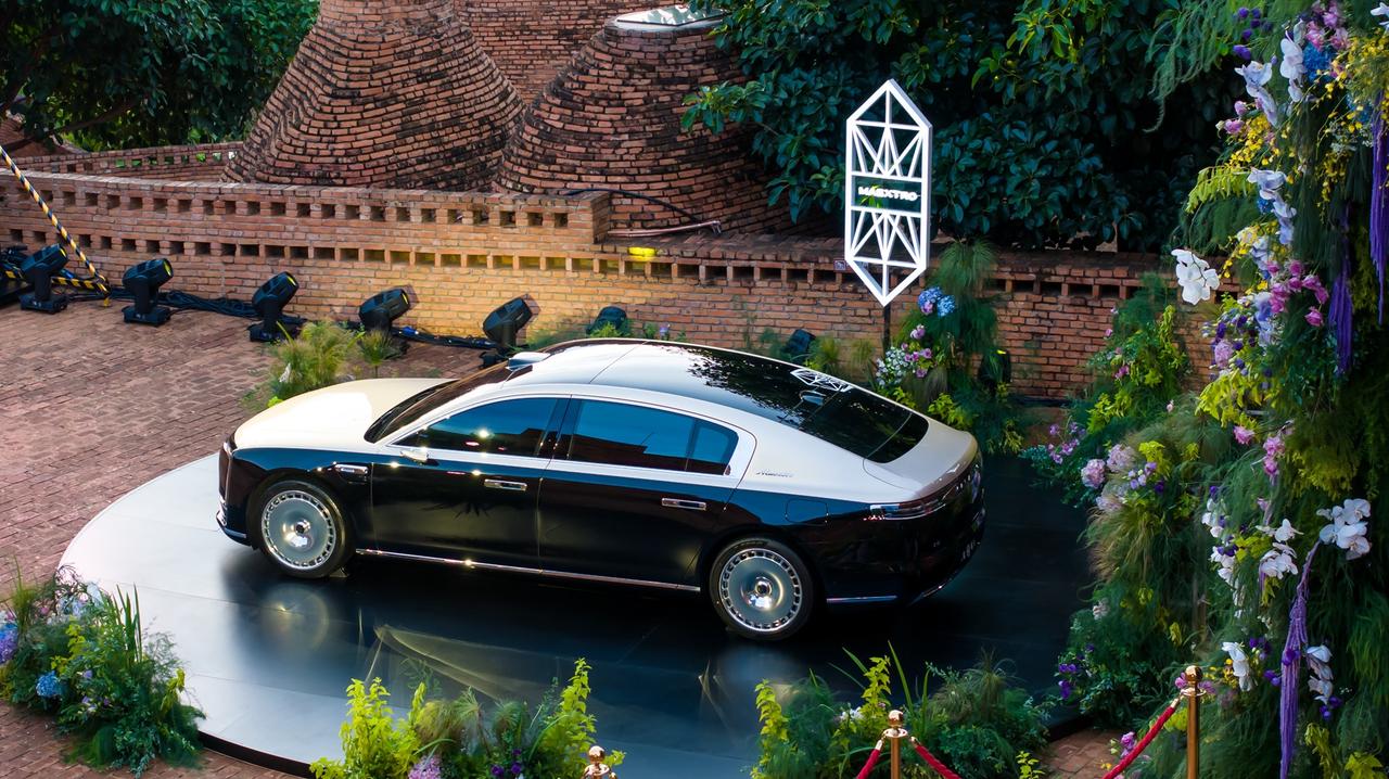 打破进口豪车垄断，尊界S800重塑国产豪车价值长期以来，不少人对豪华车有“进口