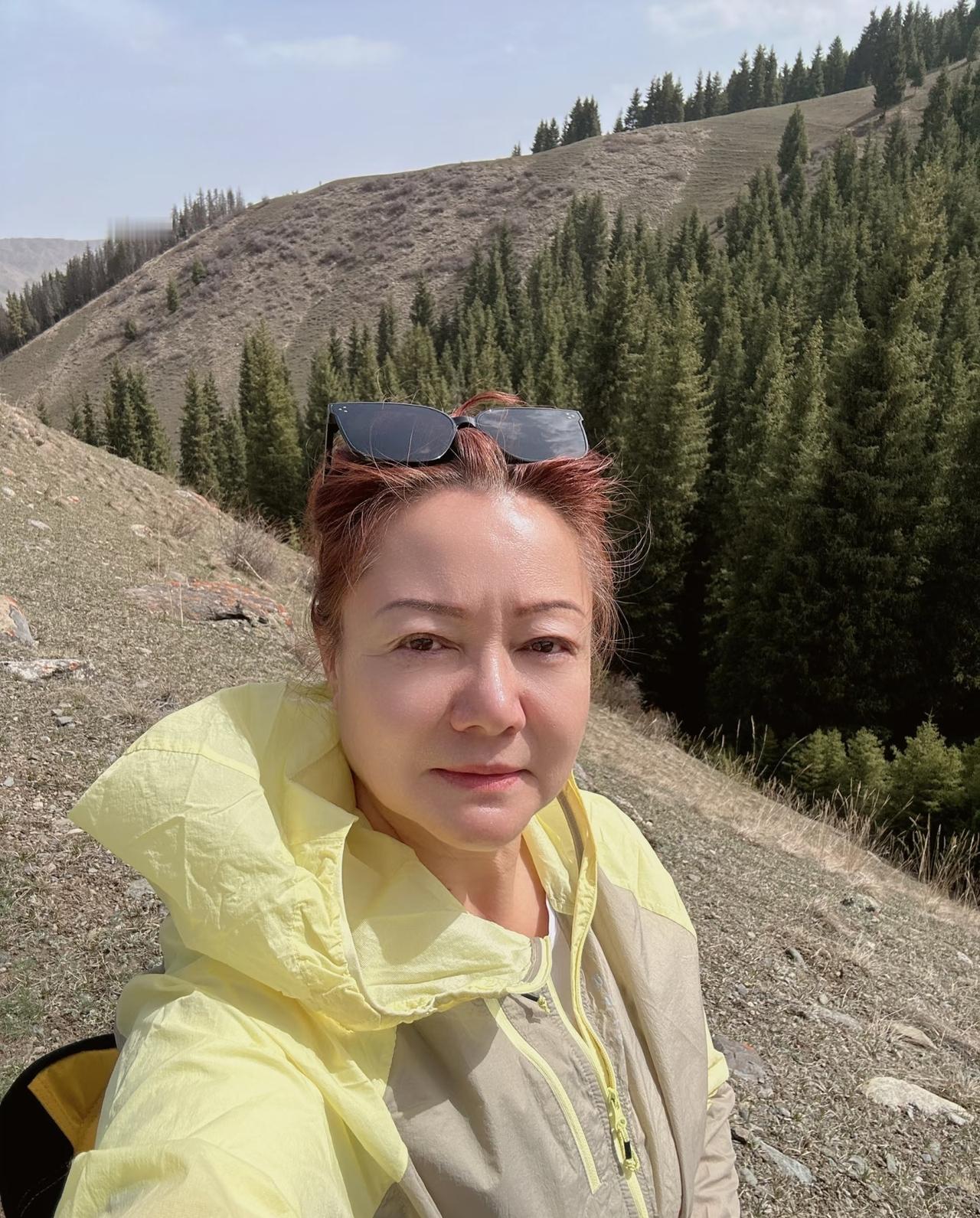 女人过了四十五就要多躺躺，躺不是懒，是养生！我今年五十三深有感触，年轻时候干活