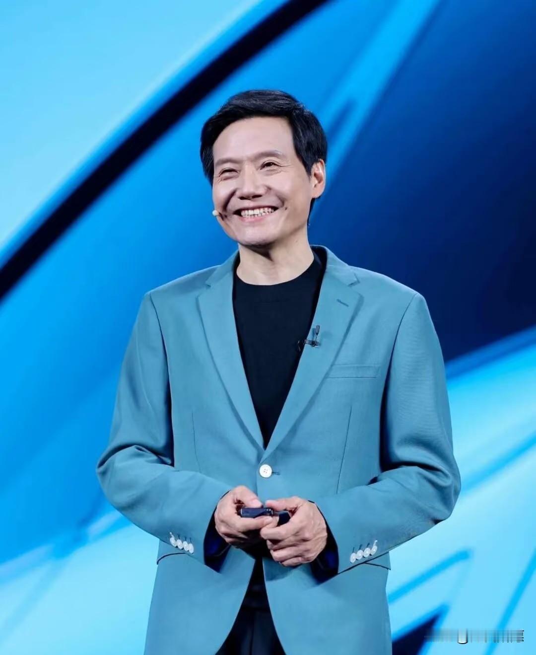 雷总直播讲SU7停产，听着听着我差点以为，自己误入了小米股东大会！又是‘