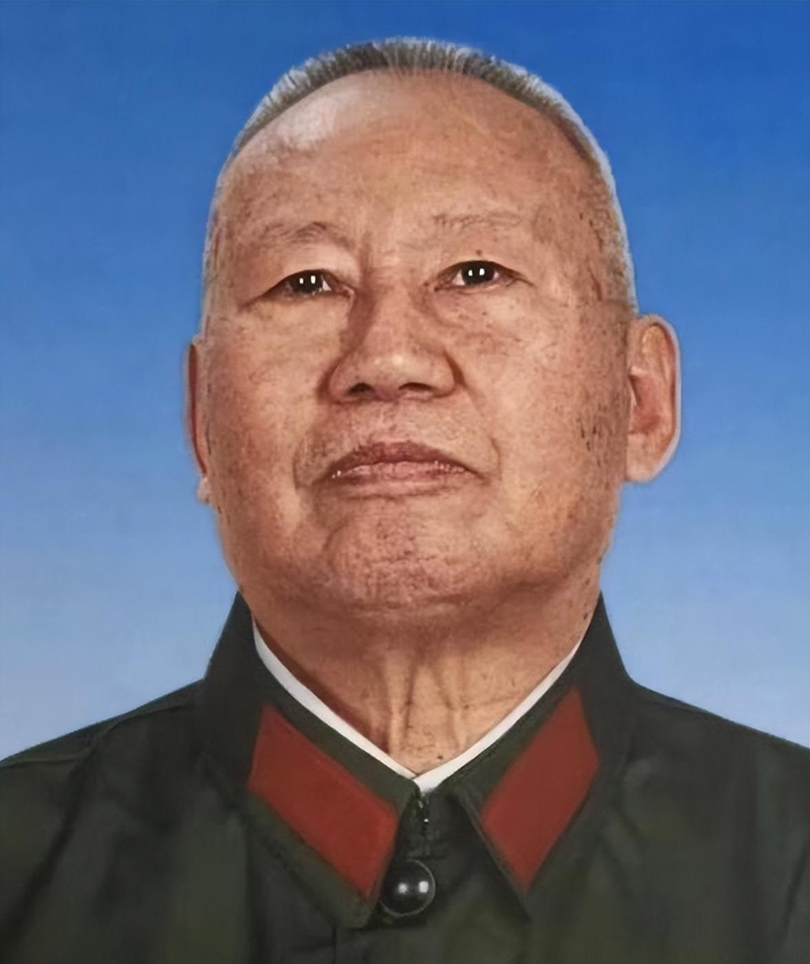 1978年，原空军副司令张积慧被解除职务，他后来过得怎么样？当时传出这个消息的