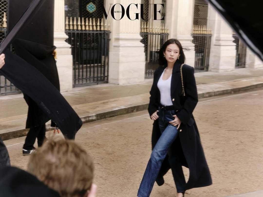 JENNIE×CHANEL2025秋冬预告系列BehindtheSce