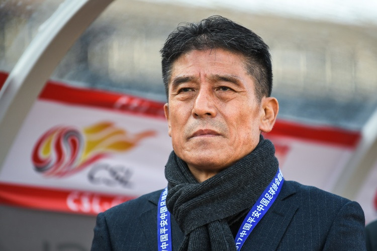 李章洙: 韩国一个场地几个队共用, 中国球队的宿舍、吃饭比韩国好