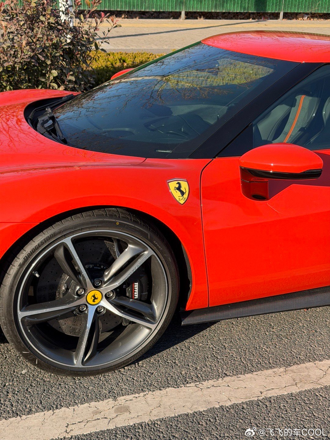 想问下大家你们的法拉利前备箱里都放的啥啊？我放的是狗粮！（偶尔皮一下别打我