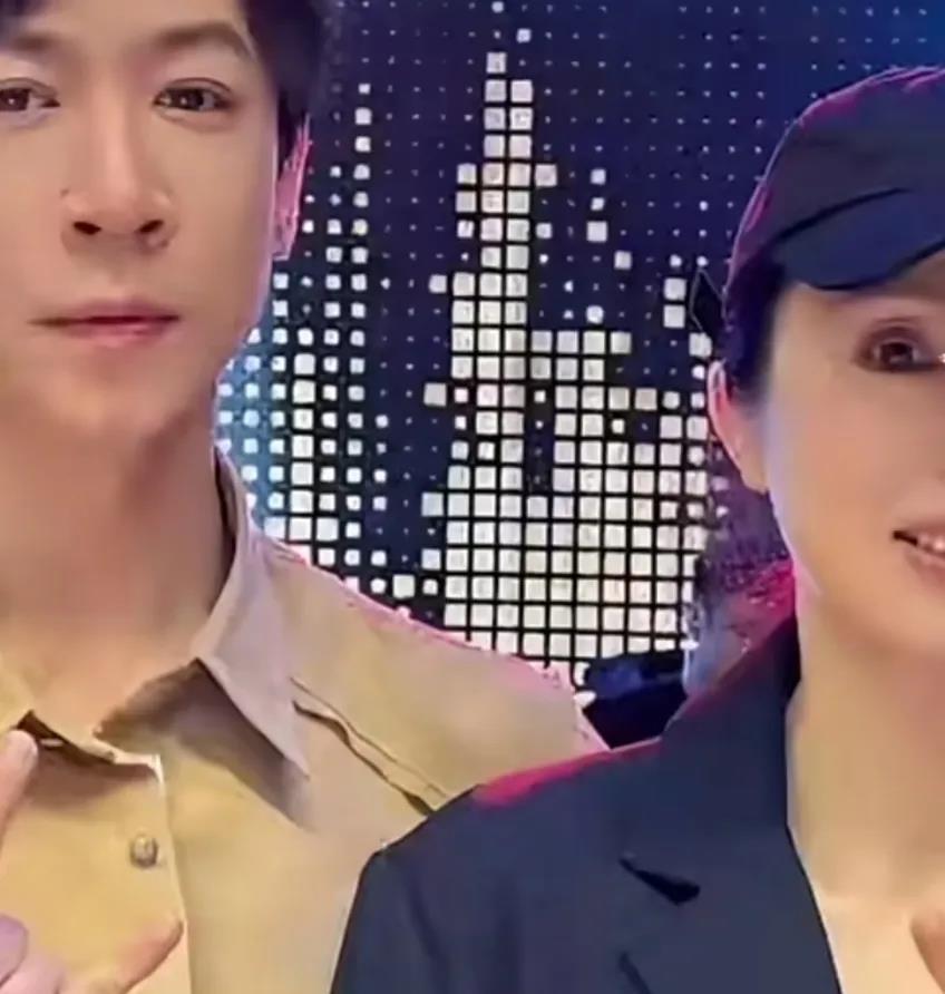 这是婚姻简直笑不活了！近日董璇宣称的婚姻状态，简直颠覆了我的认知，原来还能这样