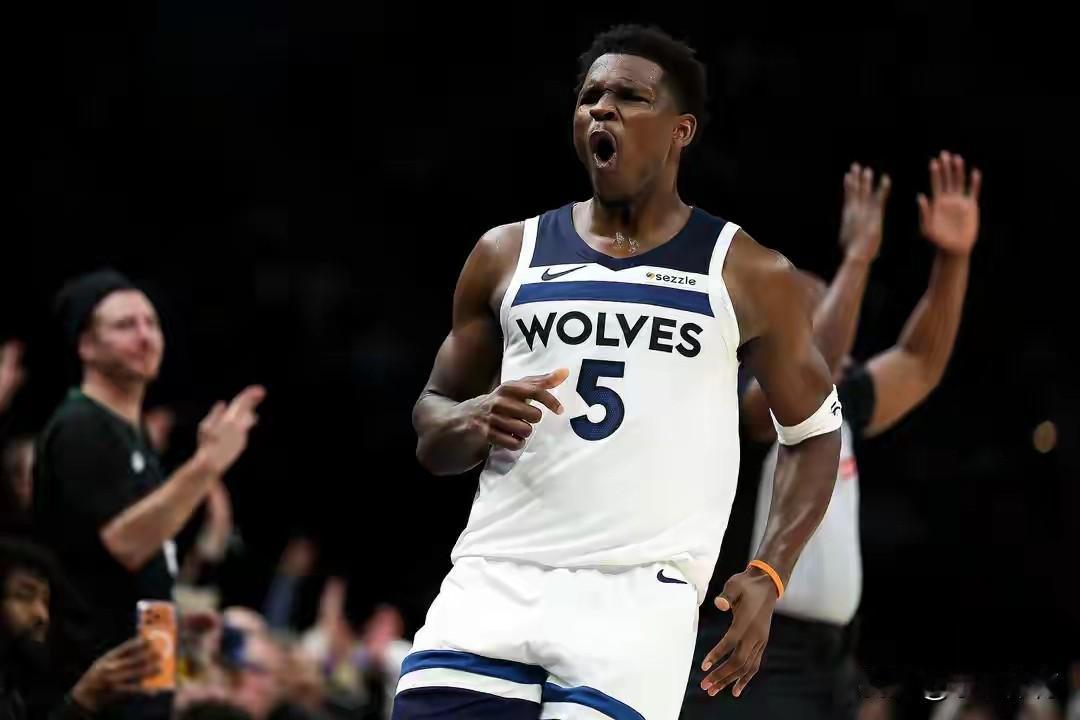 如火箭主场输给缺少华子森林狼，那管理层或许真要动手了在昨天比赛中，火箭队主场惨