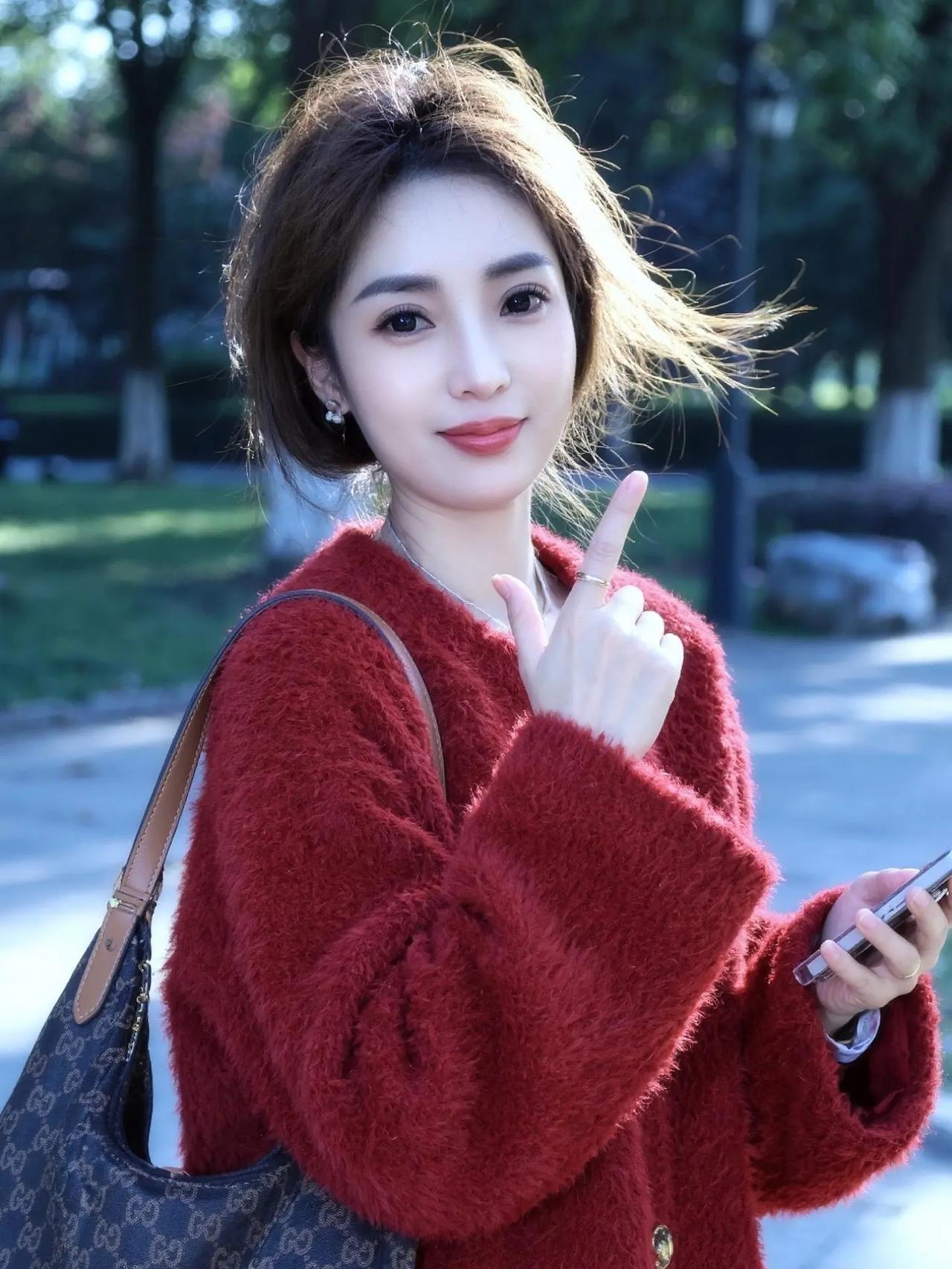 正能量上热搜我要上热们