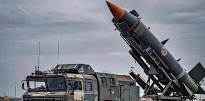 日本如果偷袭，百分之百是饱和攻击，一次发射300枚导弹，连续发射3000枚导弹也