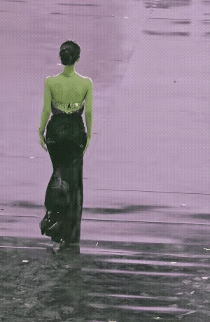 赵露思越发有赵丽颖那股气了，不是长相，而是一种由内而外散发的劲儿。早期赵露思