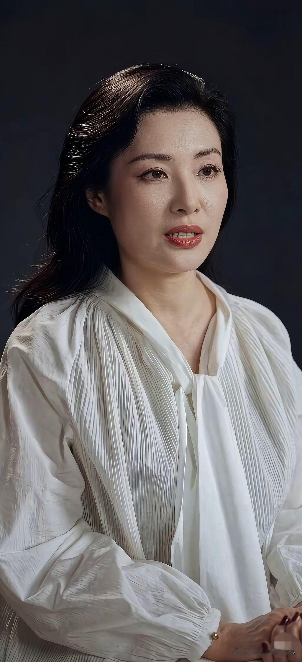 没有美颜滤镜，这颜值90分不过分吧