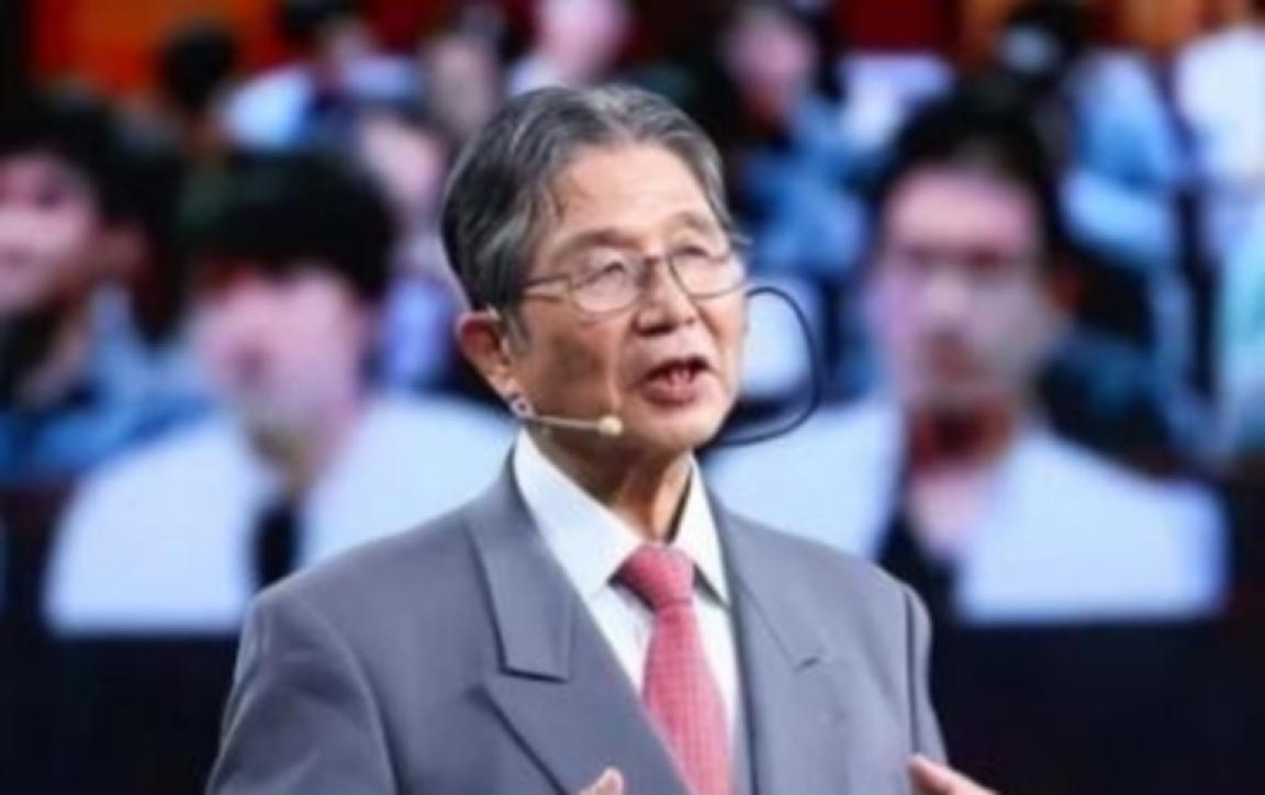 日本这次被气的够呛！他们的顶级科学家藤岛昭，居然带着核心技术连夜组团投向中国，他