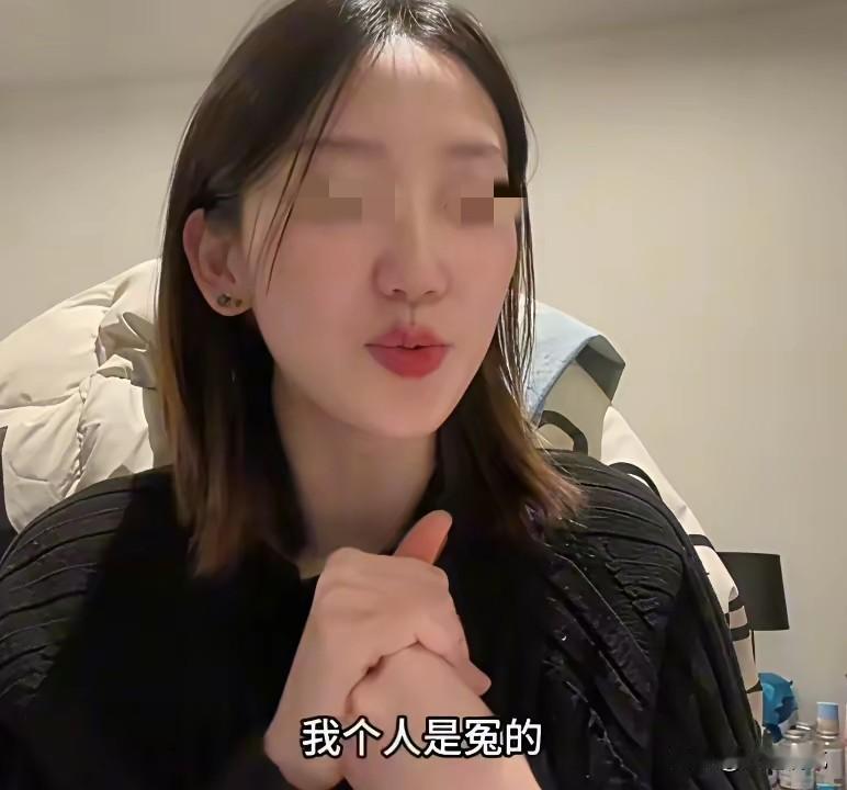 有好几个女同学去国外陪读了，牢A这事一出，群里立马安静了下来，整的我们谁也不敢主