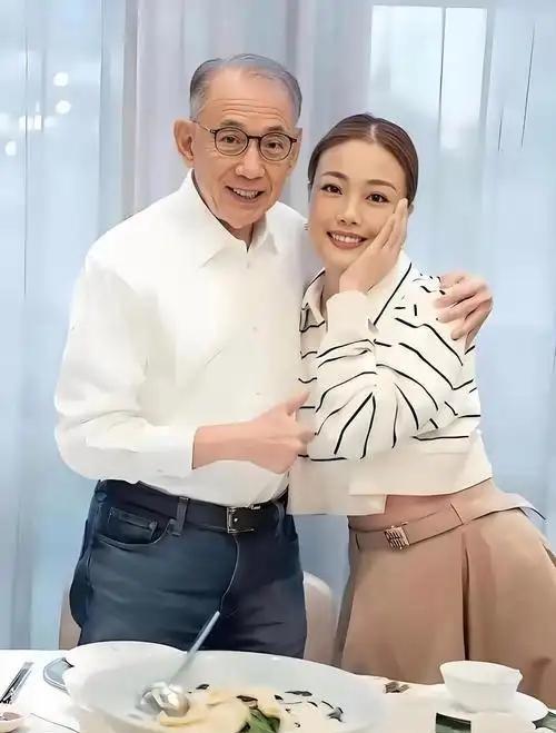 容祖儿这辈子大概再难真正随心所欲了，不是唱功不够出圈，也不是路人不喜欢她，是80