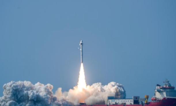 巴基斯坦给全世界上了一课：站队时眼光要放长远！2月12日，巴基斯坦第二颗国产地球