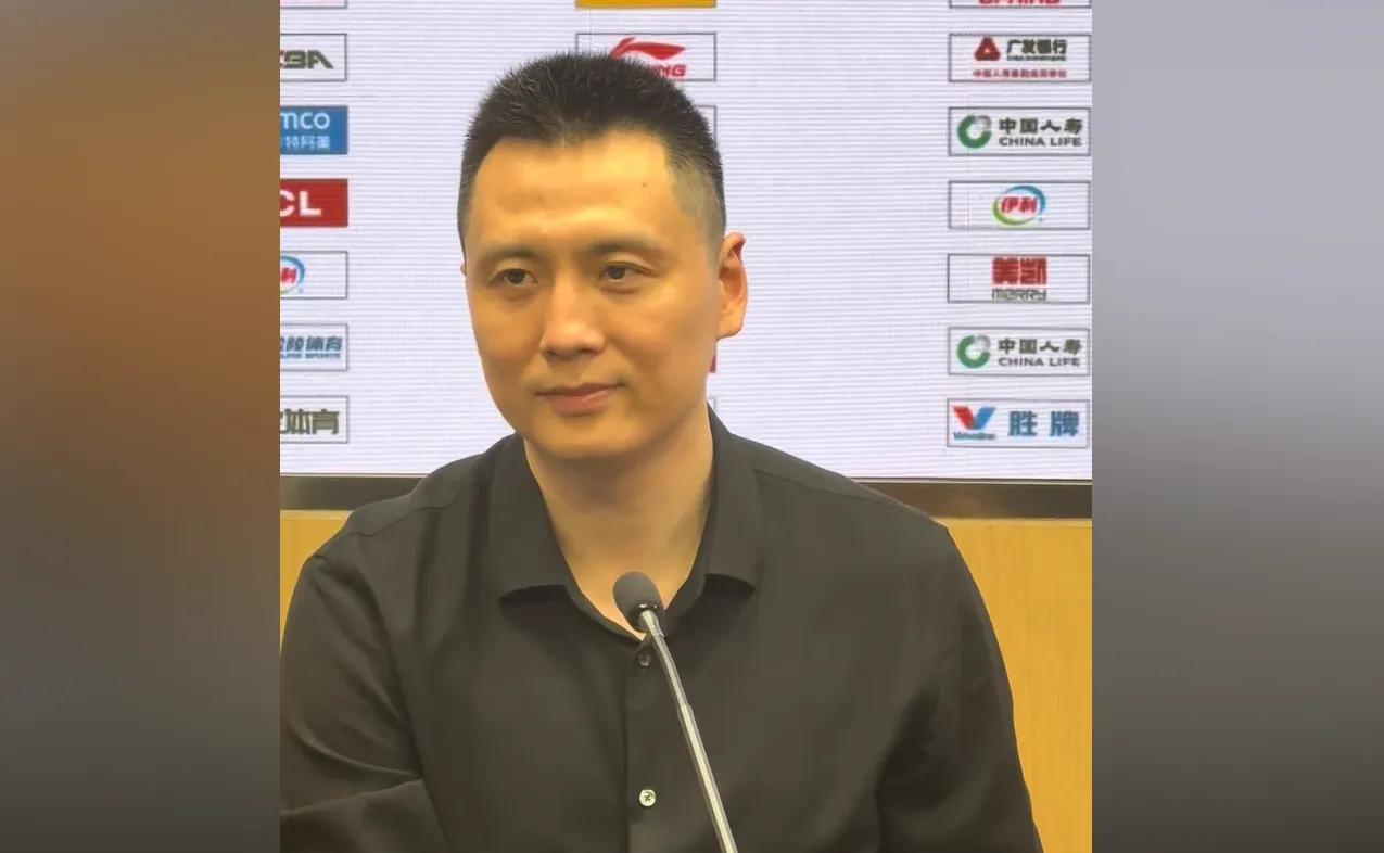上海男篮icon要报警！今天上午，CBAicon官网更新球员名单，上海男篮大