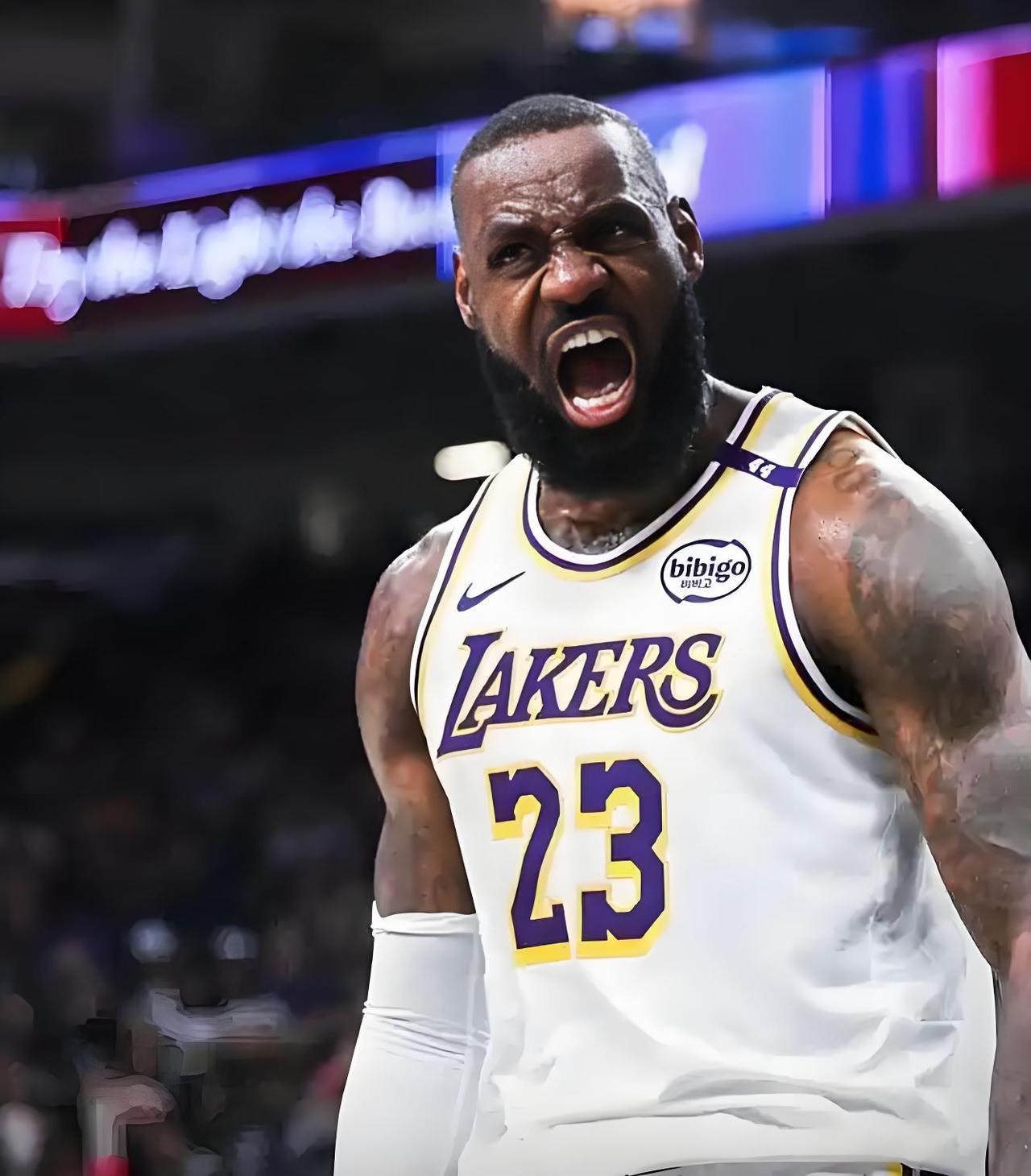 詹姆斯生涯首次0板0断0帽！北京时间12月2日，湖人主场108-125不敌太阳