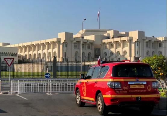 3月3日凌晨，这事儿可太惊人了！ 美国驻沙特大使馆突然“砰”地一声