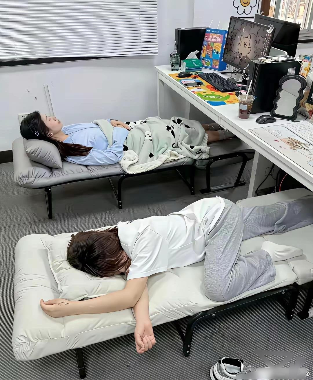 同样是午休，左边可能工资更高，你信吗？