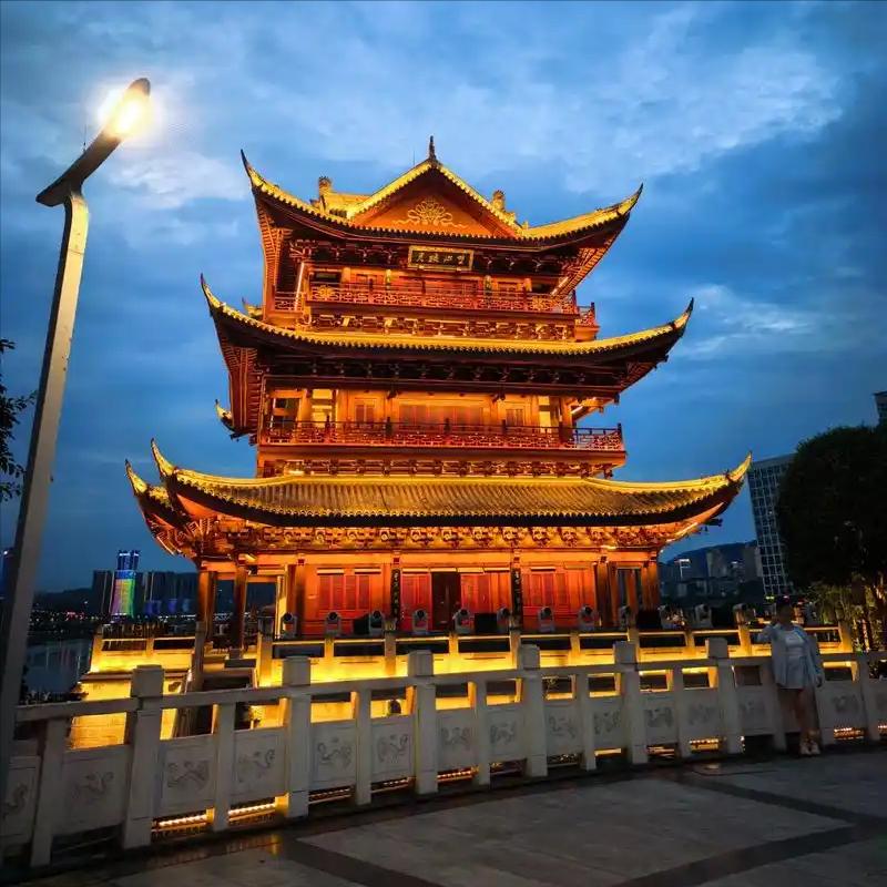 中部最强地级市，易主了。中部非省会第一城，曾经一直在襄阳、洛阳之间反复争夺，